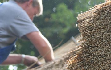 professional Harome thatchers